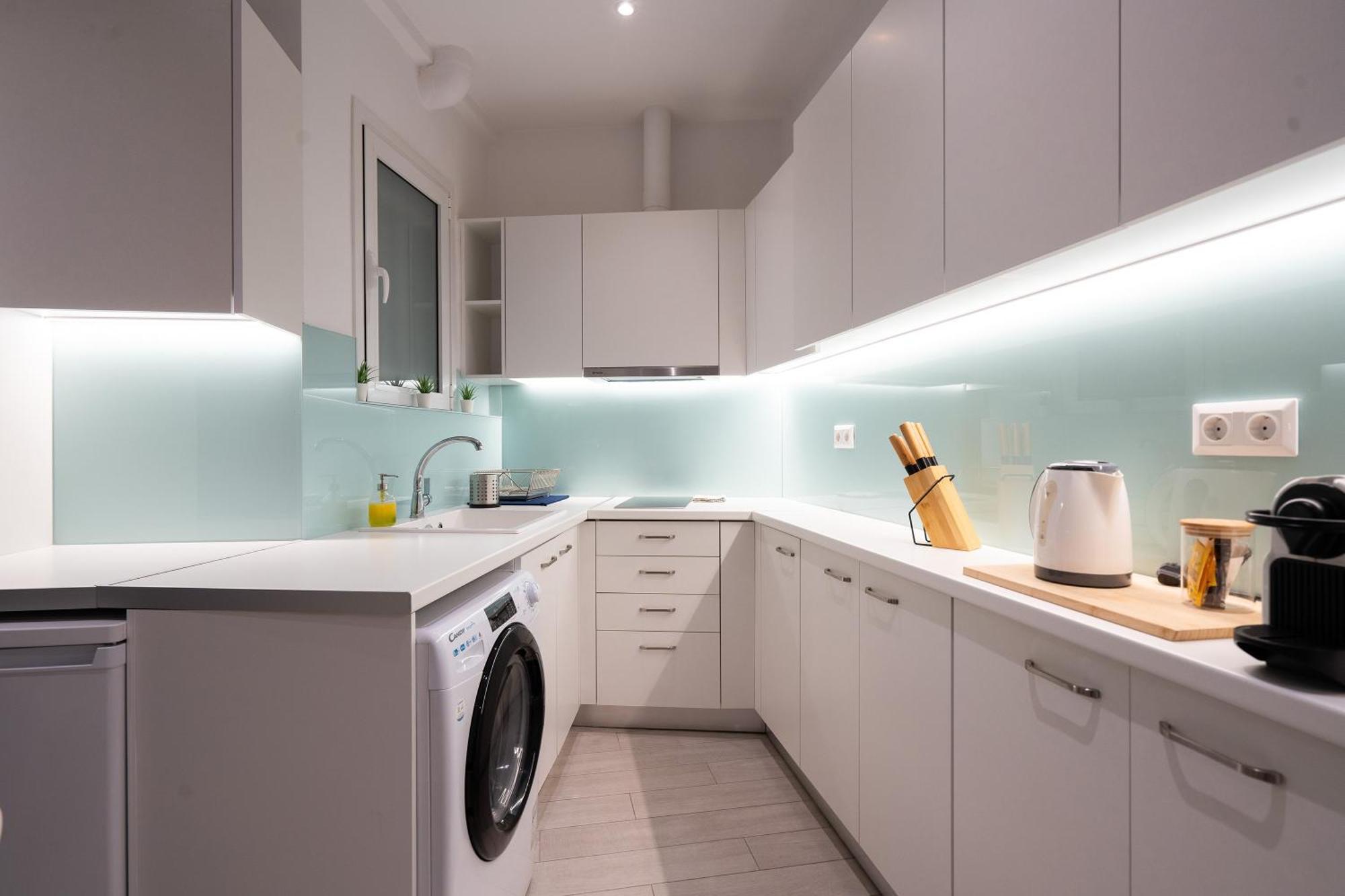 Stunning Cozy Apartment In Athen Eksteriør billede